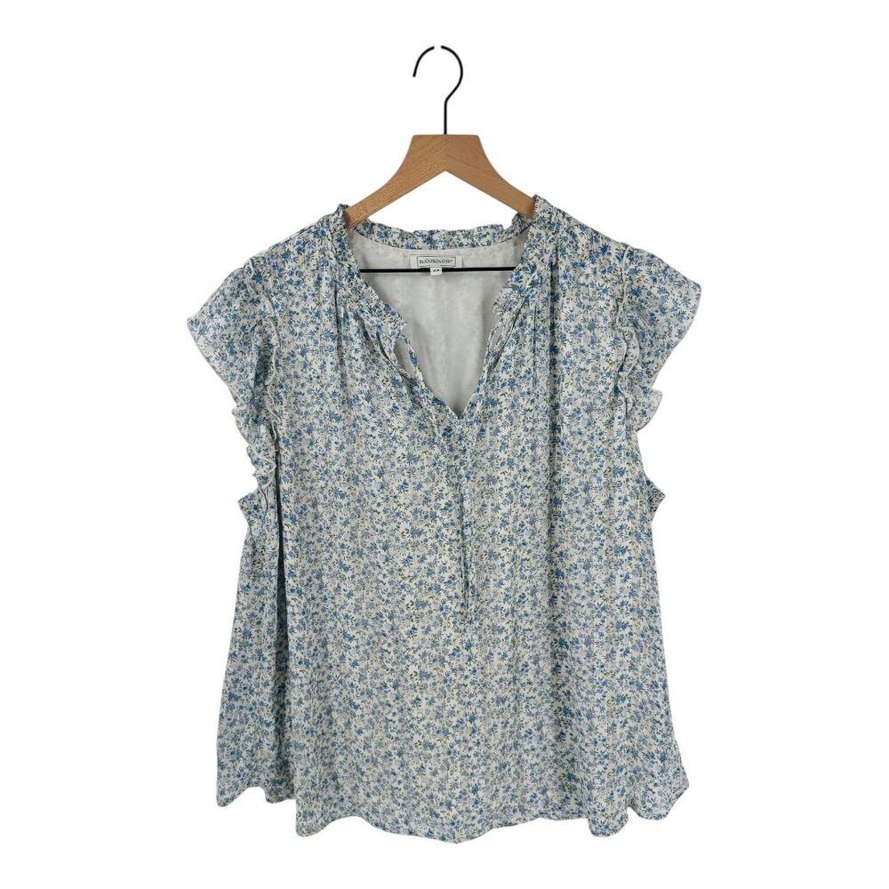 Blousology‎ Light Blue Floral Ruffle Sleeve Blouse V-Neckline Lined Size 2X